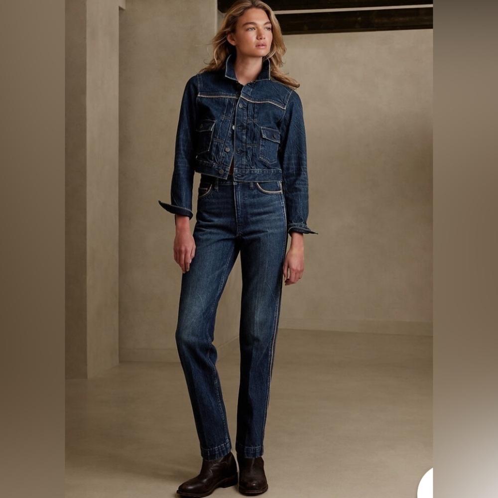 BANANA REPUBLIC Roper Vintage Straight Jean NWT Size 34 long Medium Wash